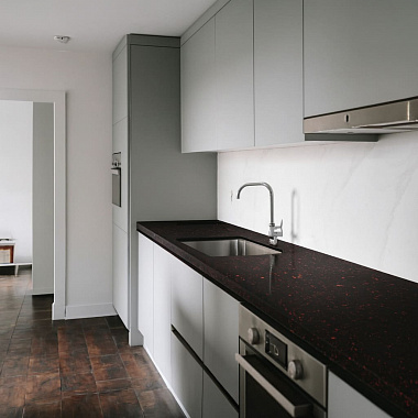Искусственный камень Staron FR148 Shimmer